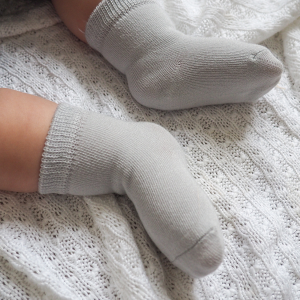 skarpetki-bambusowe-2-pak-szary-pudrowy-roz (2).jpg