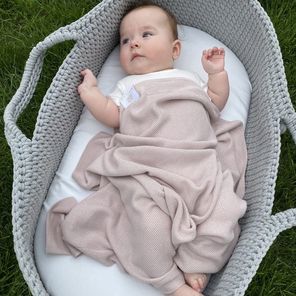 kocyk-bambusowy-mgielka-pudrowy-roz (2).jpg