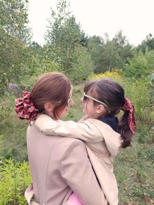 zestaw-gumek-do-wlosow-mama-corka-bordo-1.jpg