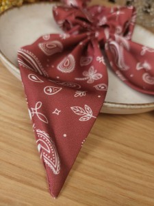 gumka-do-wlosow-bordo-satynowe.jpg